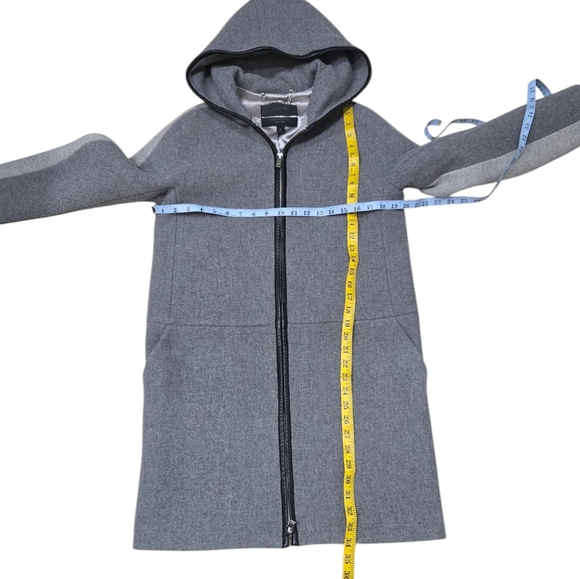 J Crew Stadium Cloth Color Blocked Coat Leather Detail Like NEW 4 - Picture 7 of 9